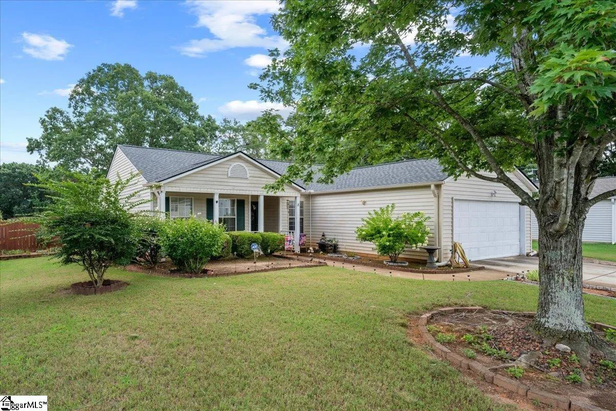 Property image 2 at 8 Pasture Place, Simpsonville, SC 29681