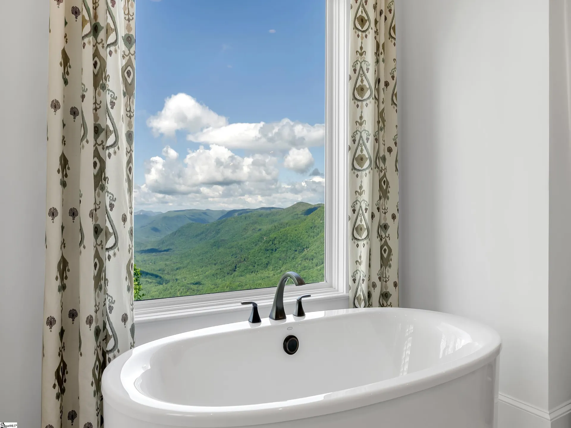 Property image 4 at 6 Purple Sky Court, Travelers Rest, SC 29690