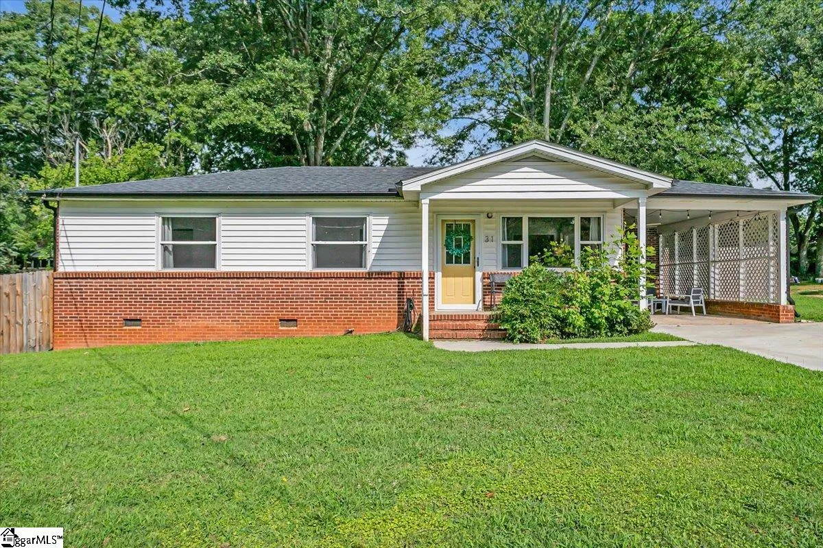 Casa Loma, Greenville Community