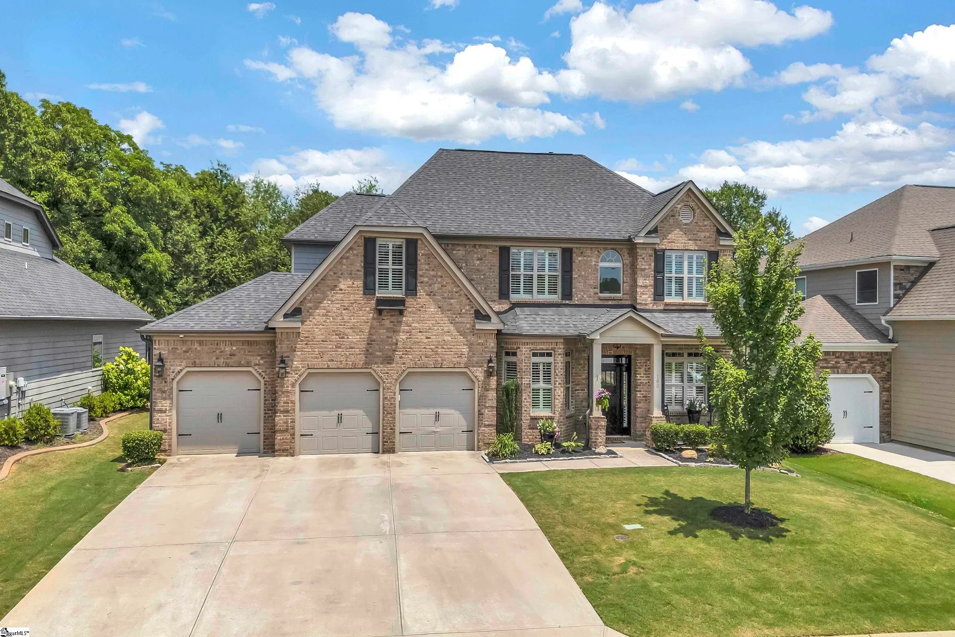 Kings Crossing, Simpsonville Community