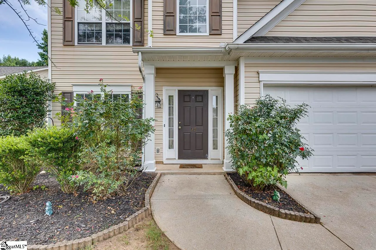 Property image 3 at 27 Farmbrook Way, Simpsonville, SC 29681