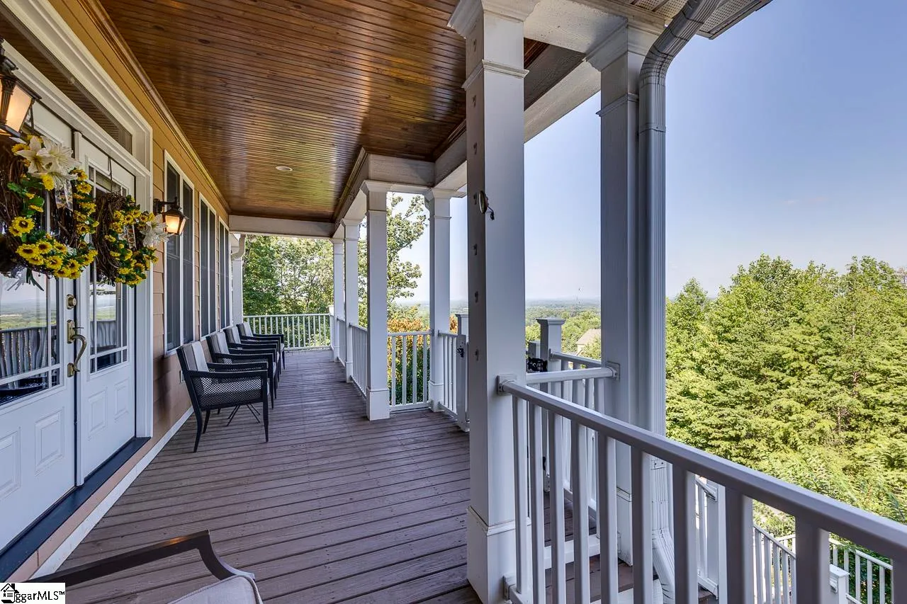Summersett Place, Greenville Community