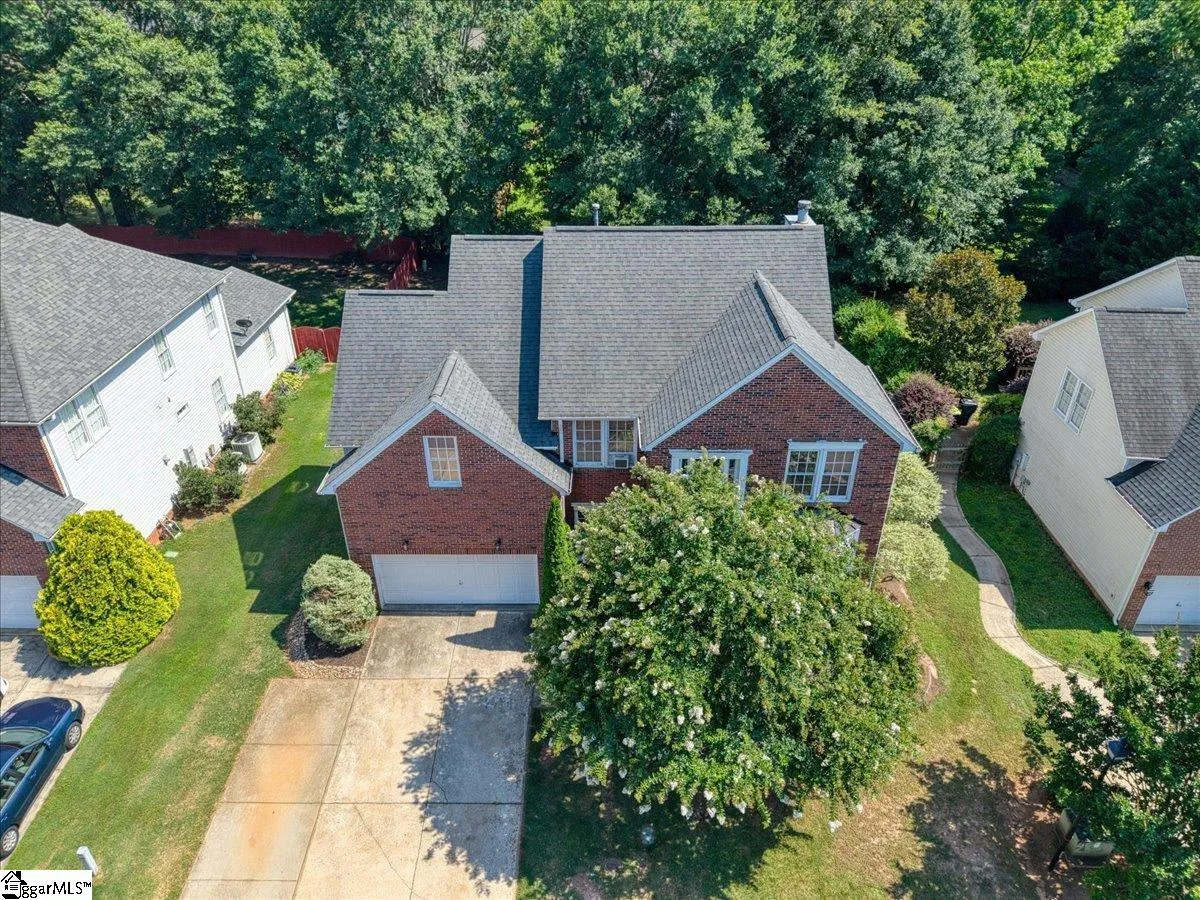 Property image 2 at 100 Birchleaf Lane, Greer, SC 29650