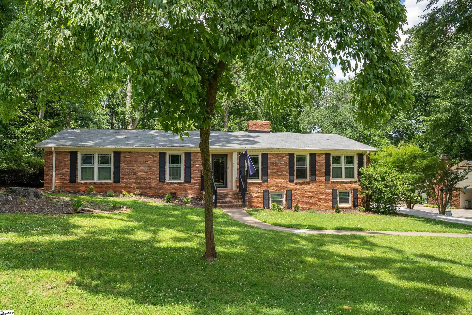 147 Hillbrook Drive