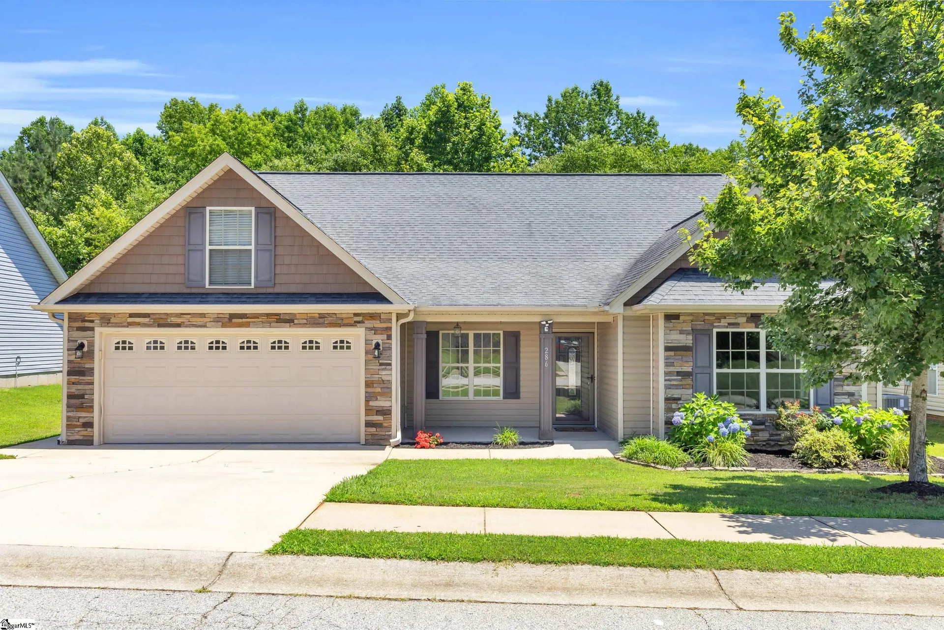 286 Bridgeport Road