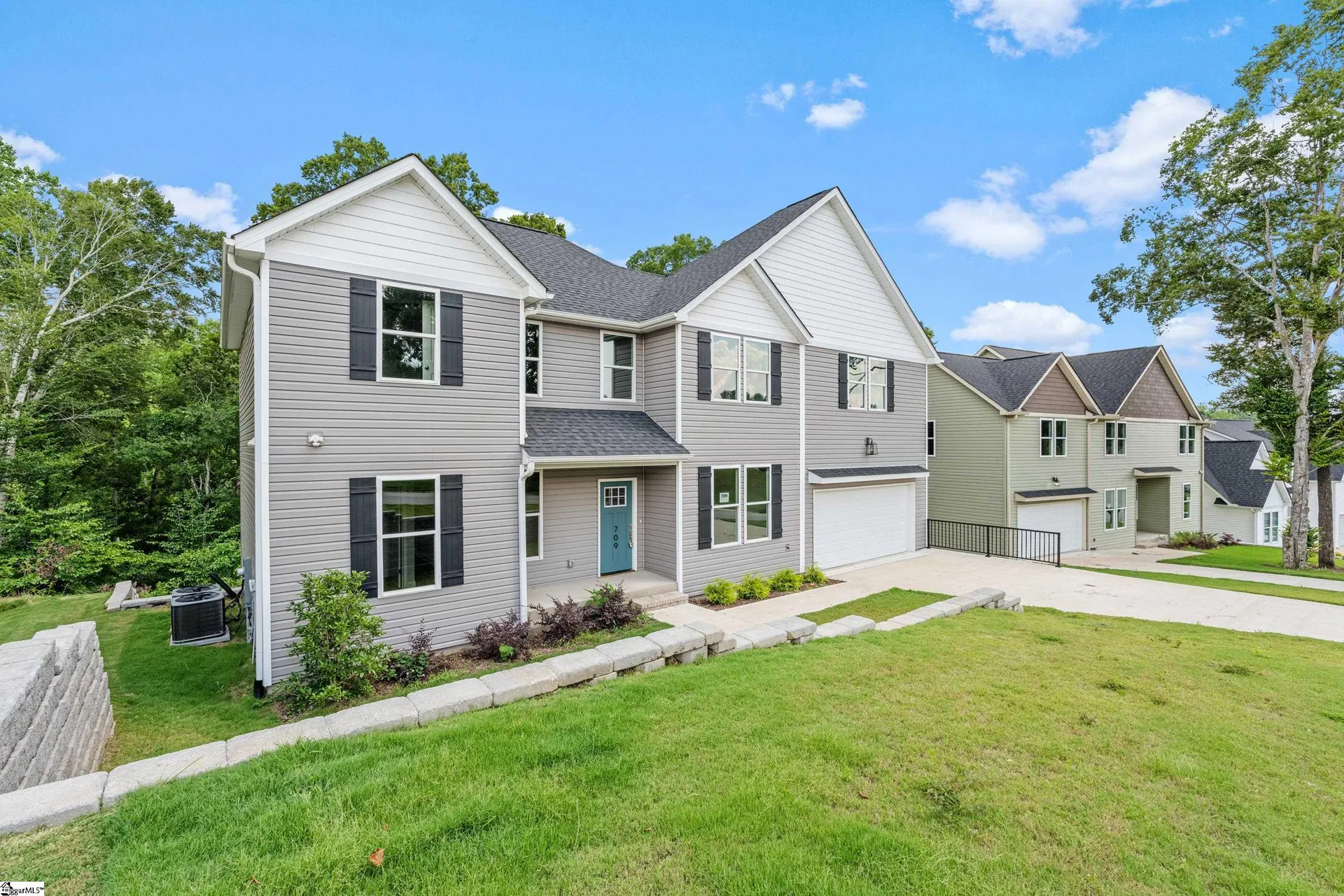 Property image 4 at 709 Rockcliff Street, Greenville, SC 29617