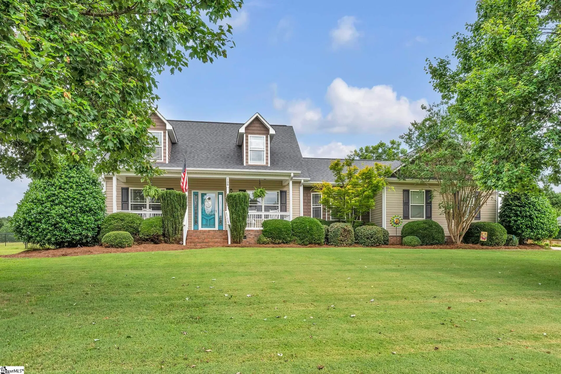 Sedgefield, Moore Community