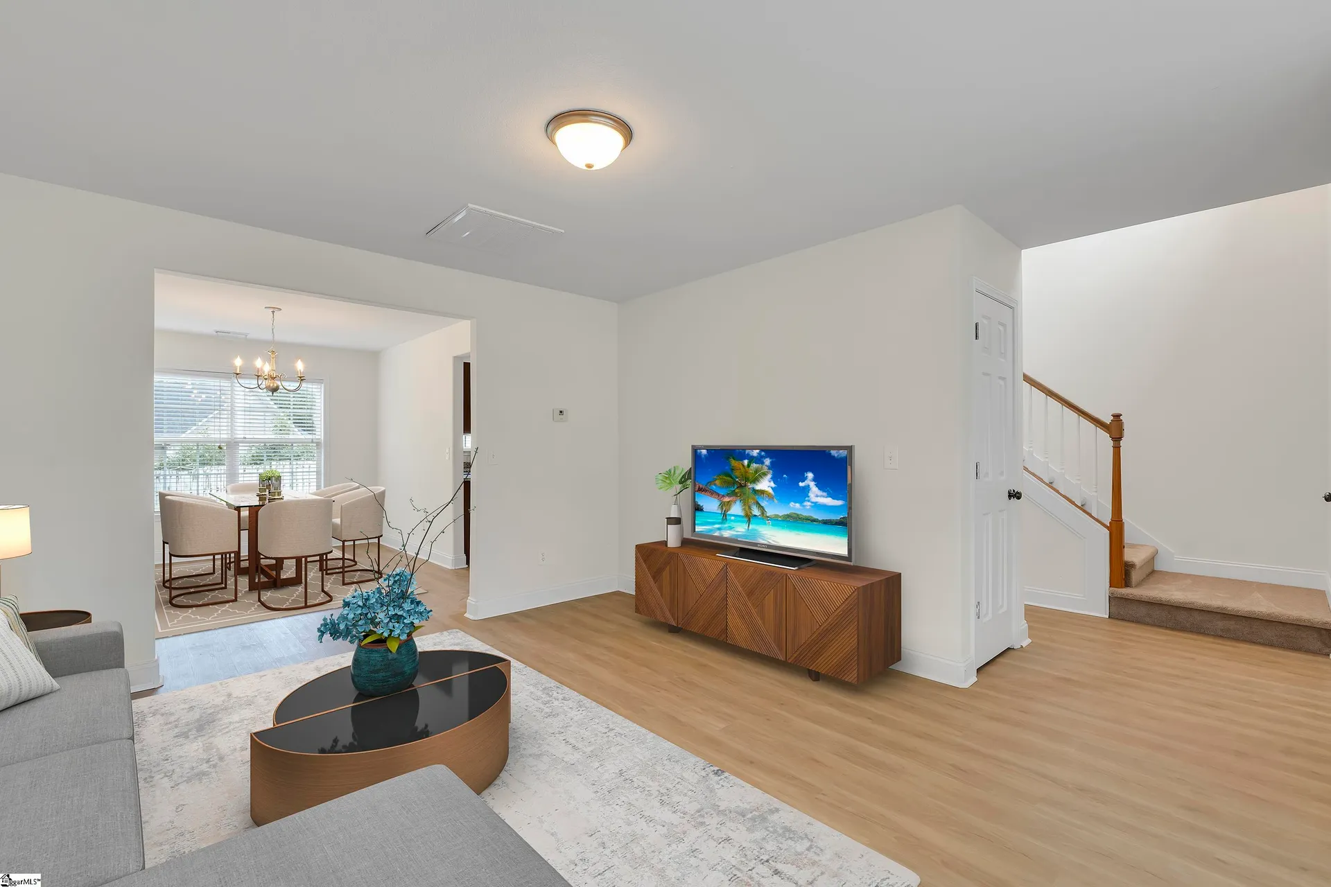 Property image 4 at 23 Whitethorn Lane, Greenville, SC 29607
