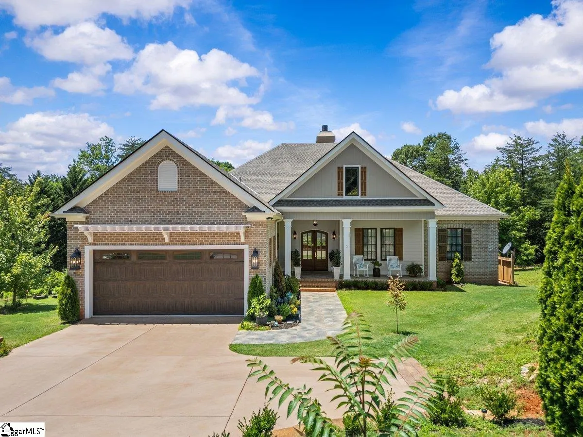 Property image 1 at 5 French Country Place, Greenville, SC 29609
