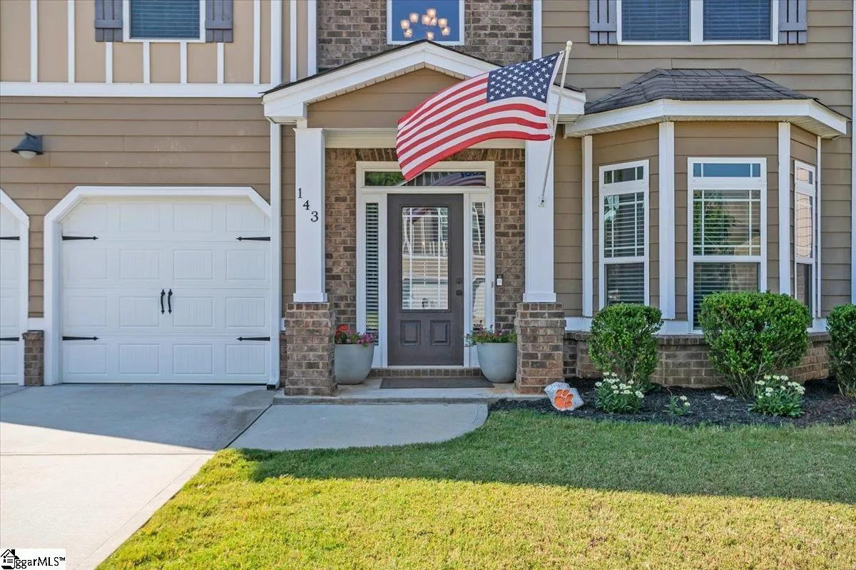 Property image 2 at 143 Heatherwood Lane, Greer, SC 29651