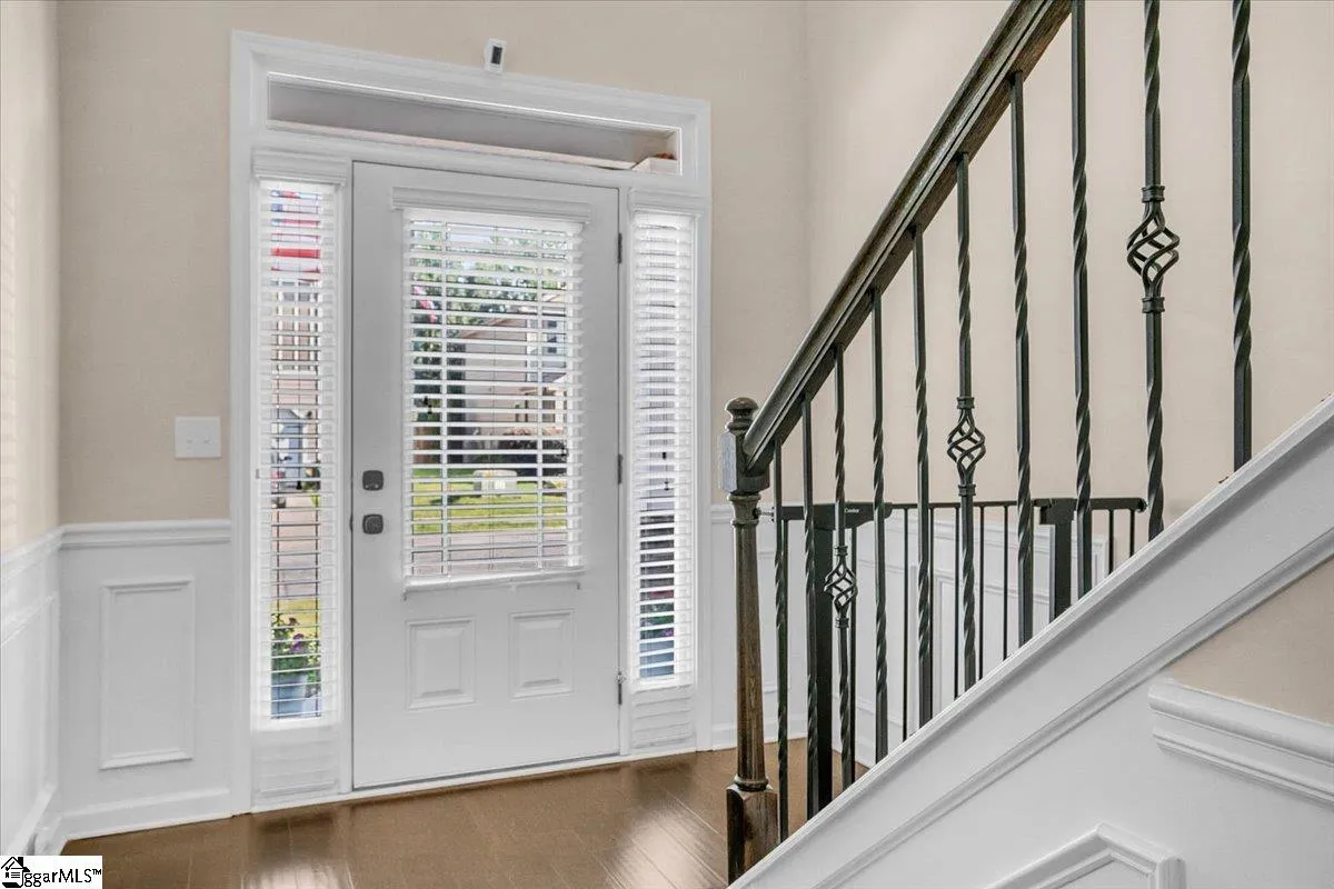Property image 3 at 143 Heatherwood Lane, Greer, SC 29651