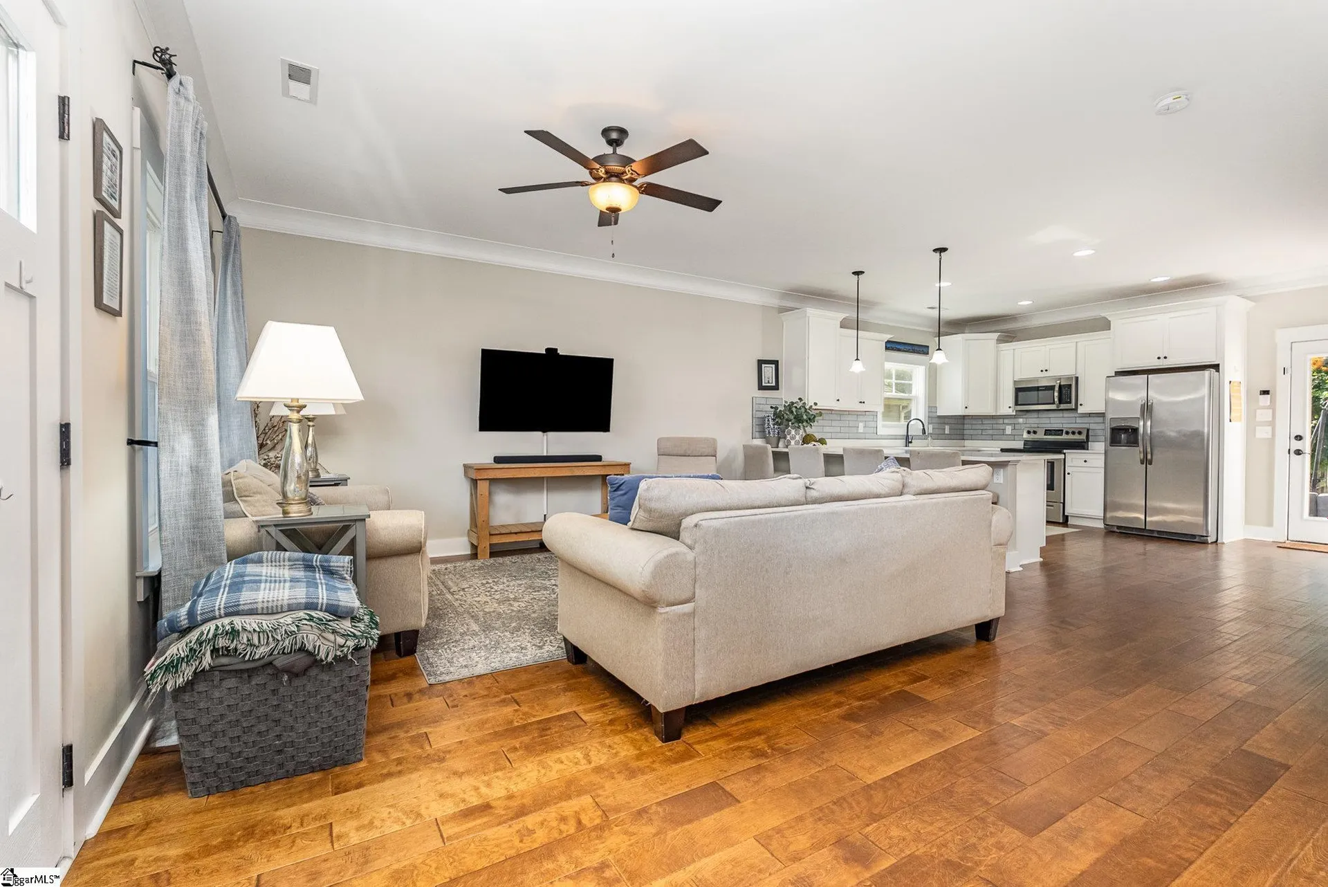 Property image 4 at 332 Ackley Road, Greenville, SC 29607