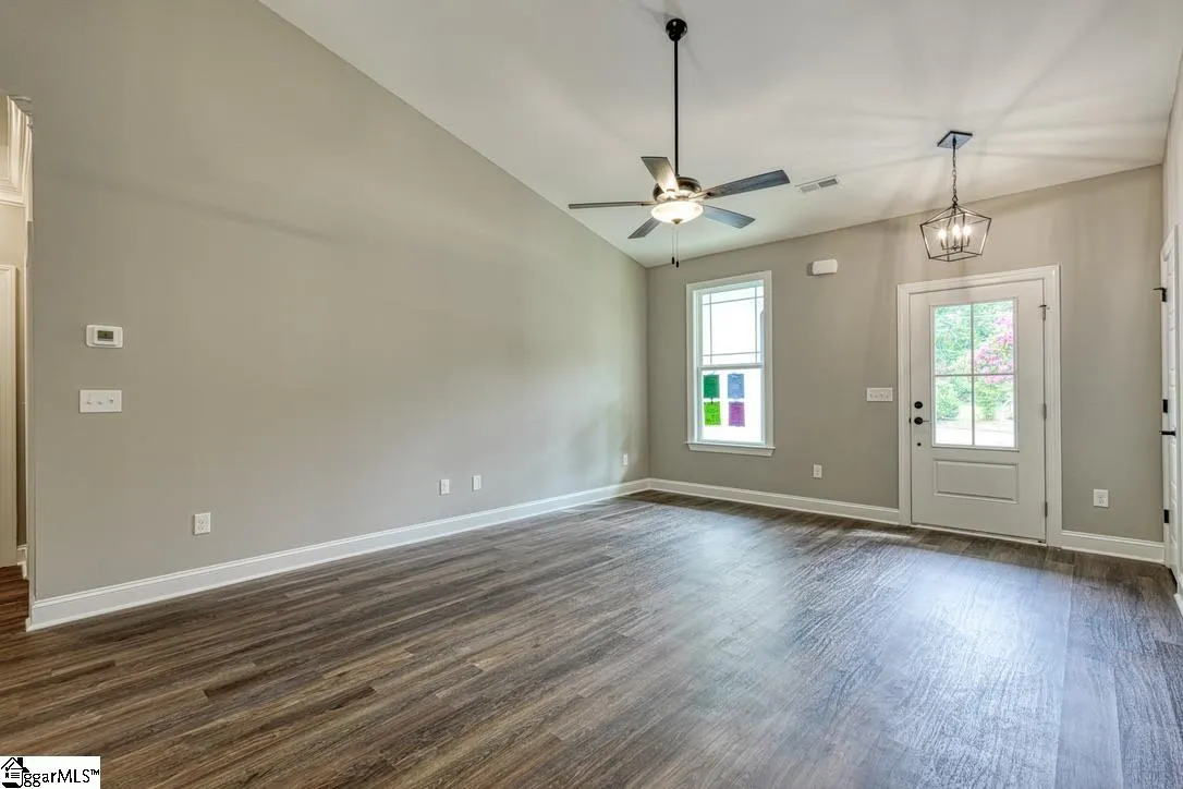 Property image 5 at 136 Anita Drive, Spartanburg, SC 29302