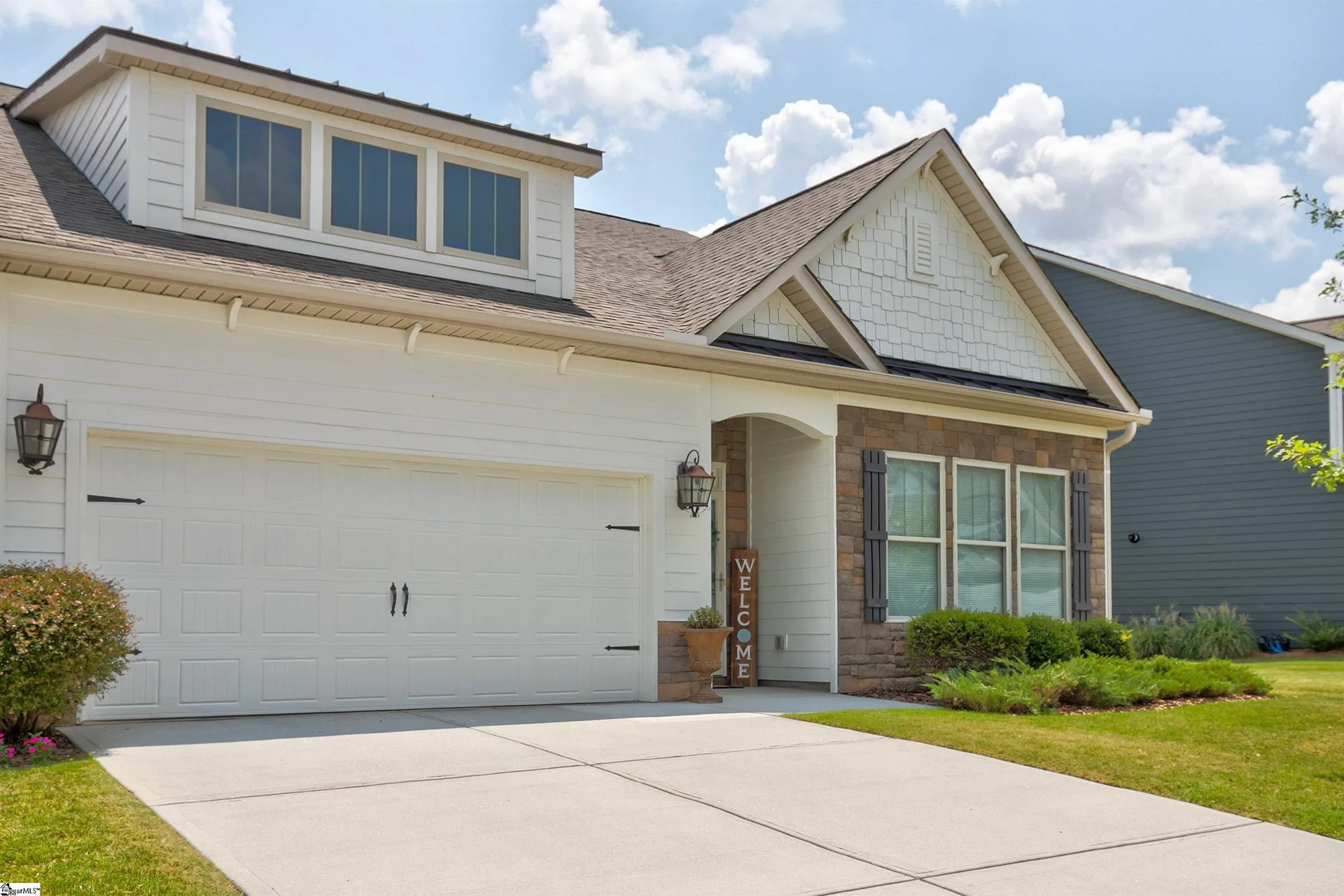 Property image 2 at 208 Raleighwood Lane, Simpsonville, SC 29681