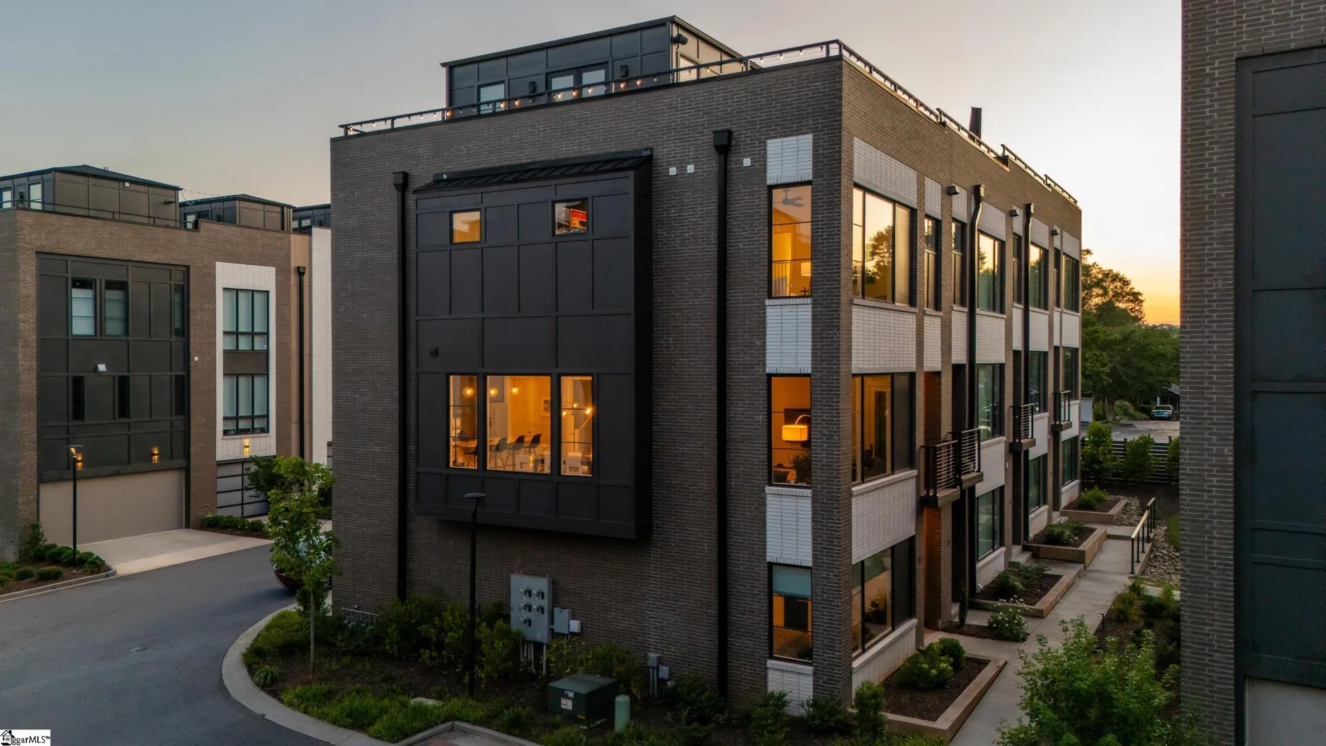 NOMA City Terrace, Greenville Community