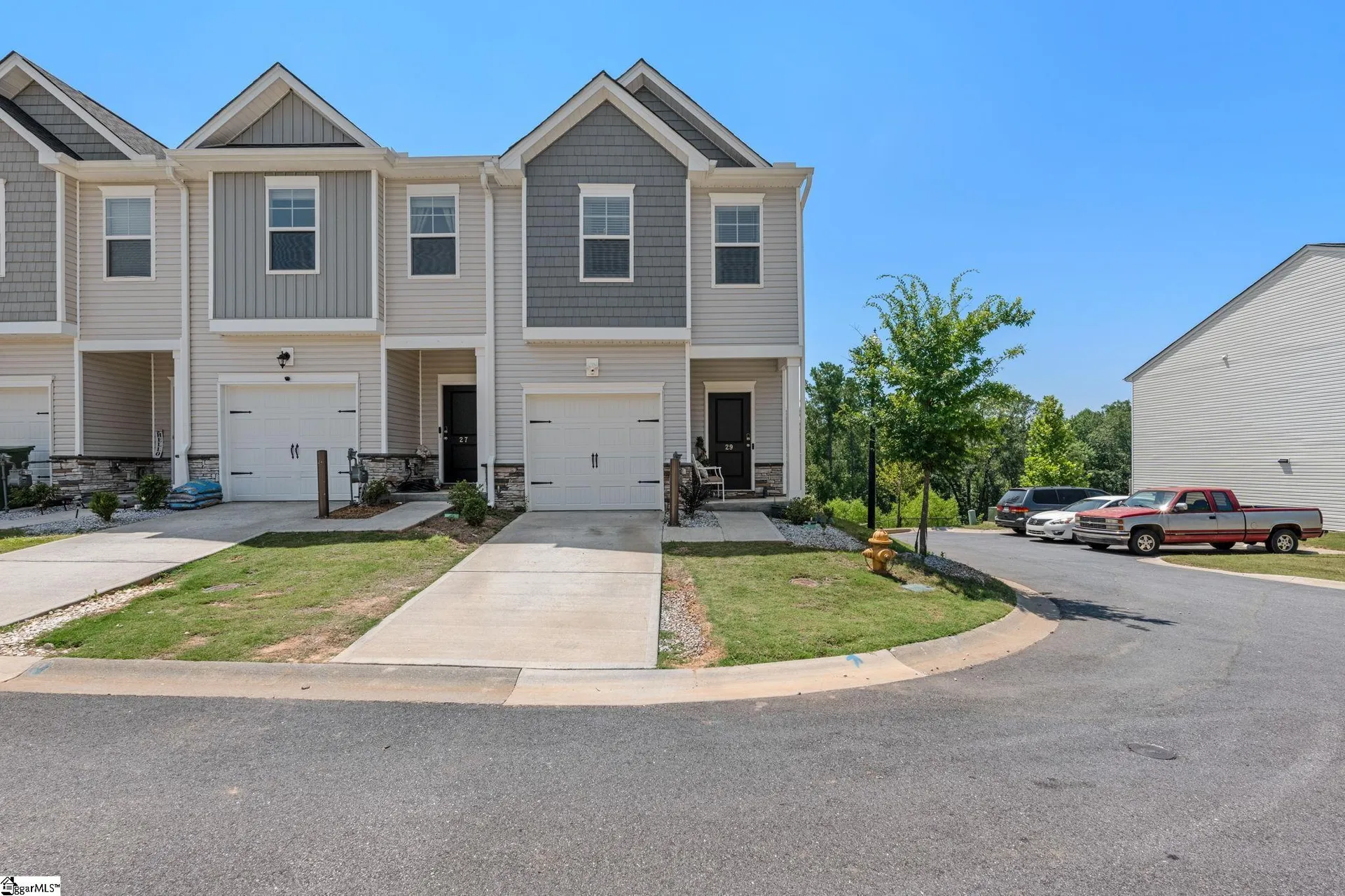 Parkland Townes, Greenville Community