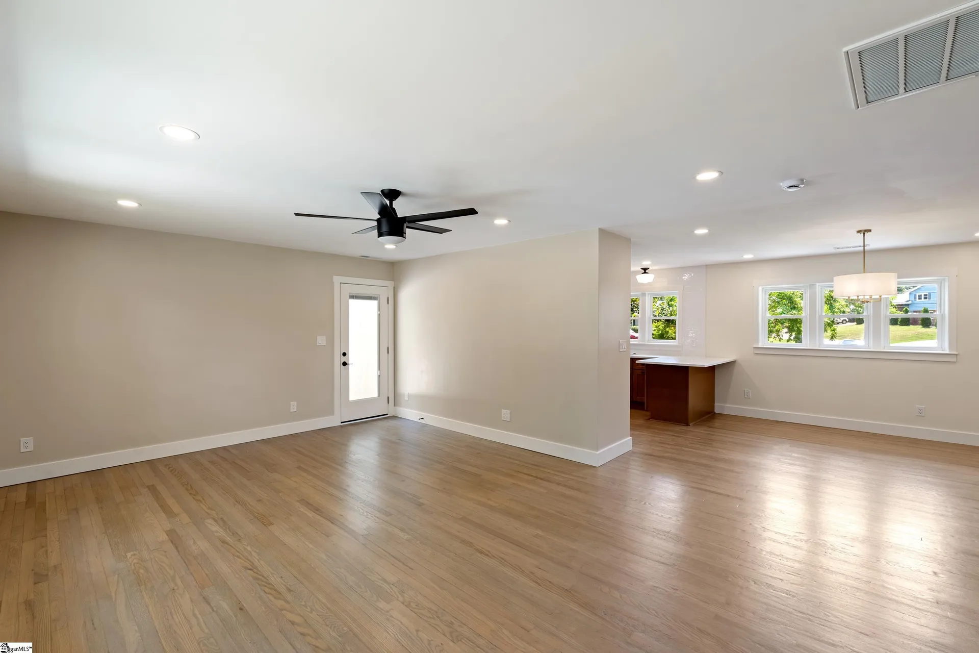 Property image 4 at 101 Lancaster Lane, Greenville, SC 29605