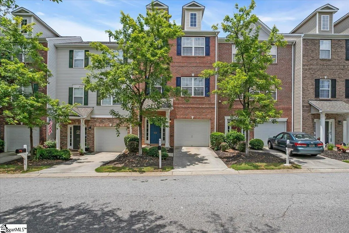 Property image 2 at 414 Woodbark Court, Mauldin, SC 29662