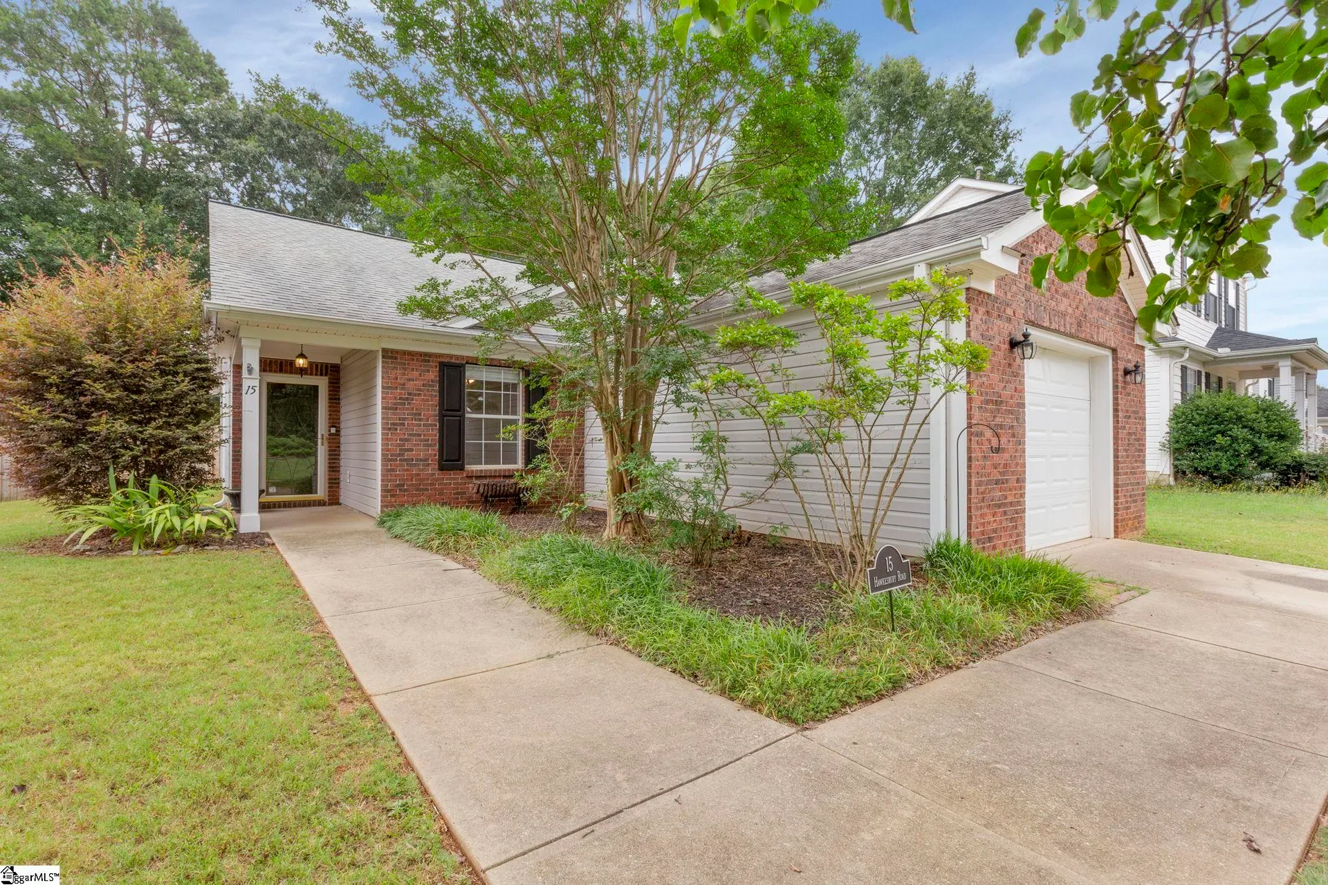 Property image 2 at 15 Hawkesbury Road, Simpsonville, SC 29681