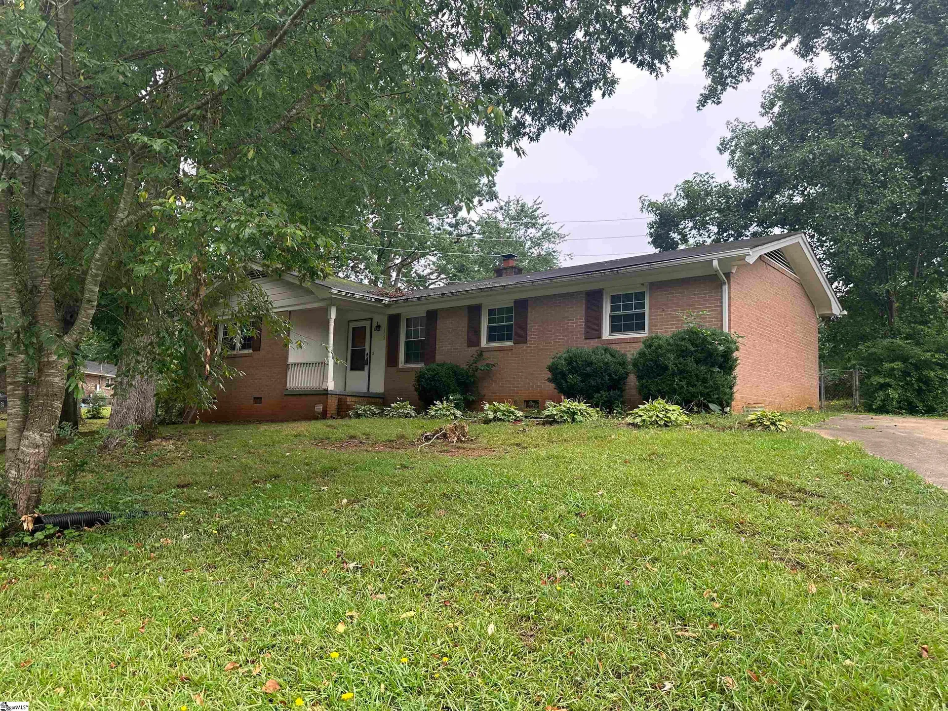 Property image 2 at 108 Anglewood Drive, Simpsonville, SC 29680