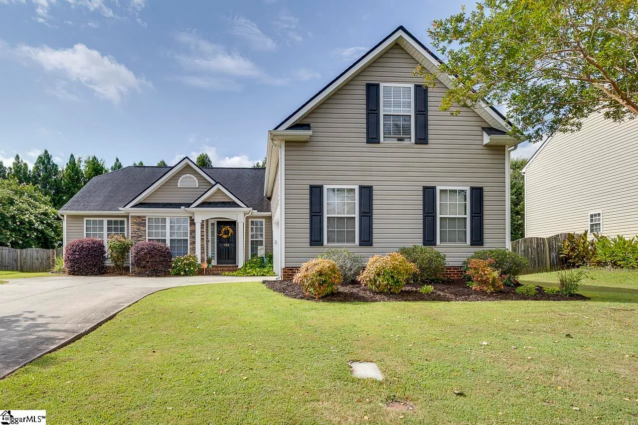 305 Plamondon Drive