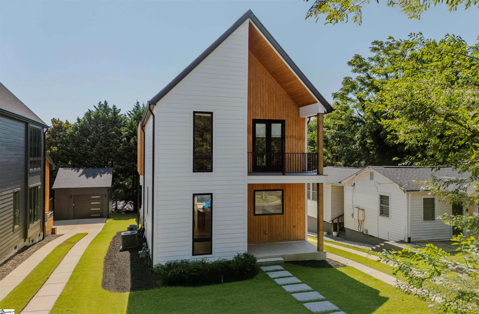 Property image 1 at 7b Briar Street, Greenville, SC 29601