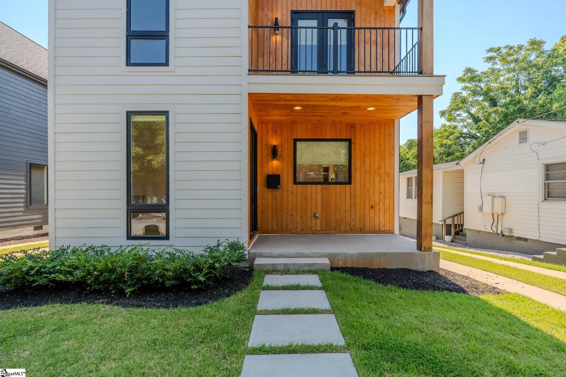 Property image 2 at 7b Briar Street, Greenville, SC 29601