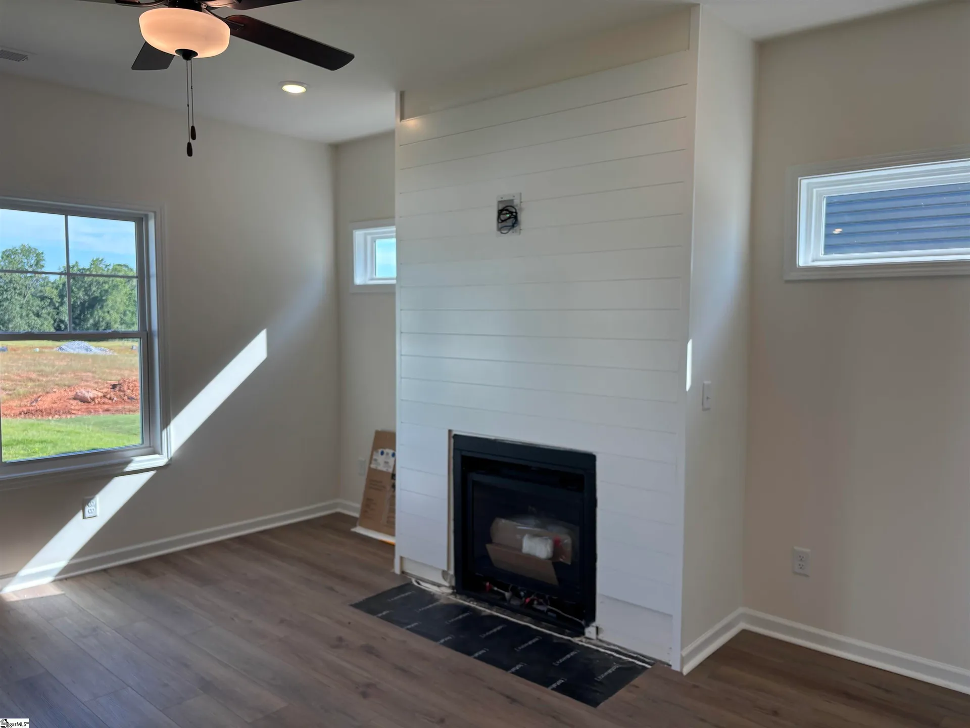 Property image 2 at 2023 Halton Oaks Drive, Spartanburg, SC 29303