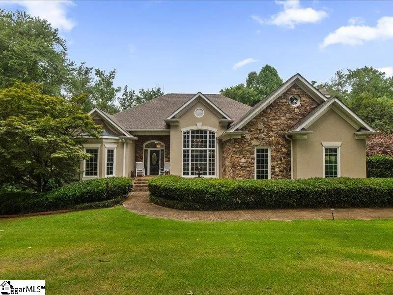 Property image 2 at 111 Glenn Burnie Drive, Easley, SC 29642