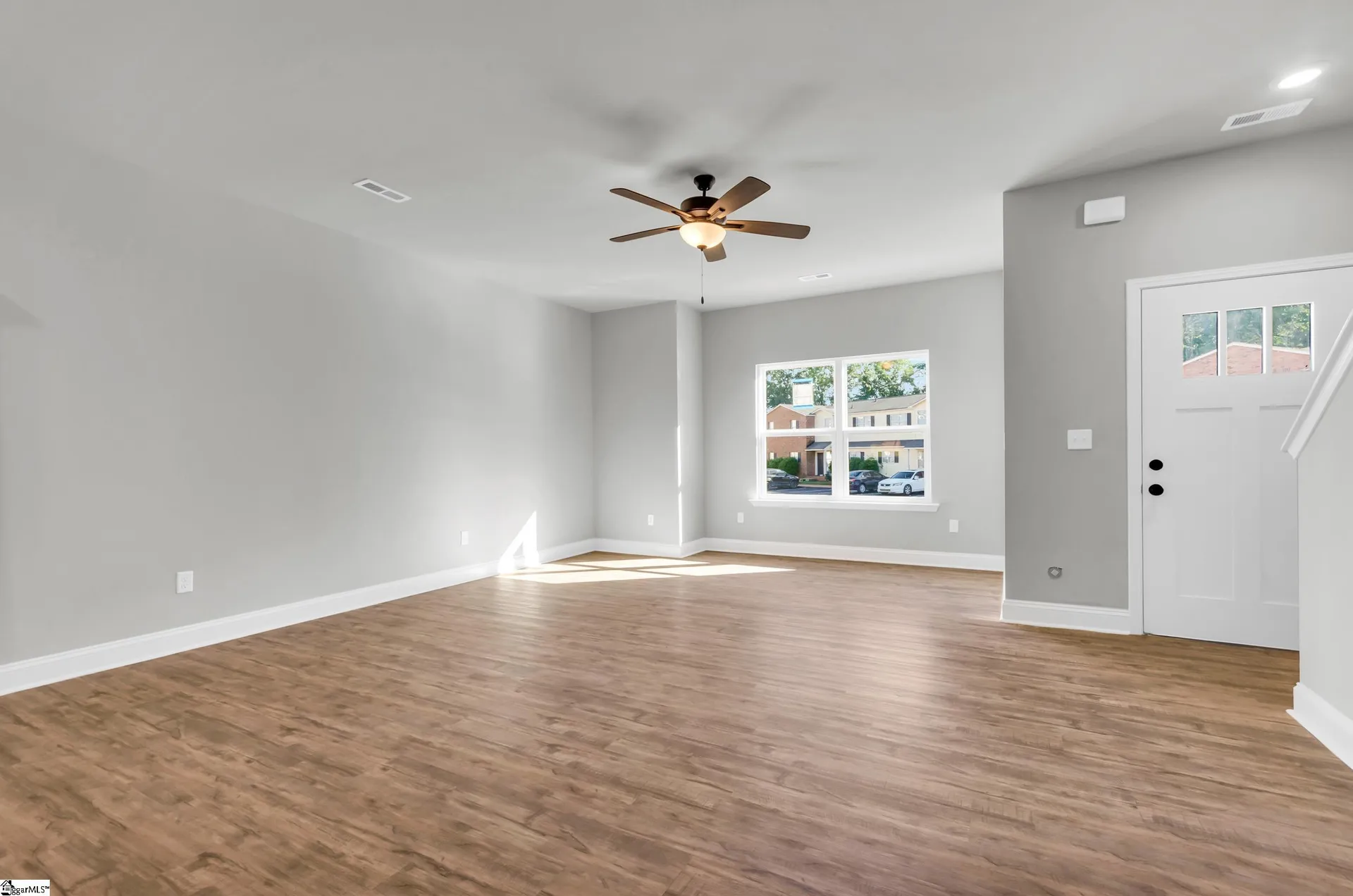 Property image 5 at 215 Duncan Chapel Road, Greenville, SC 29617