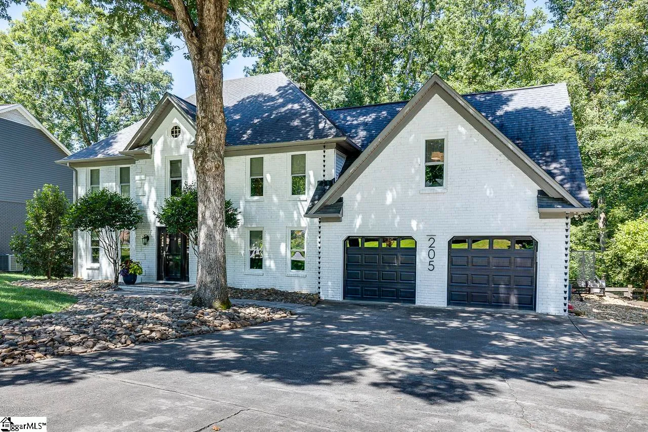 Property image 3 at 205 Firethorne Drive, Greer, SC 29650