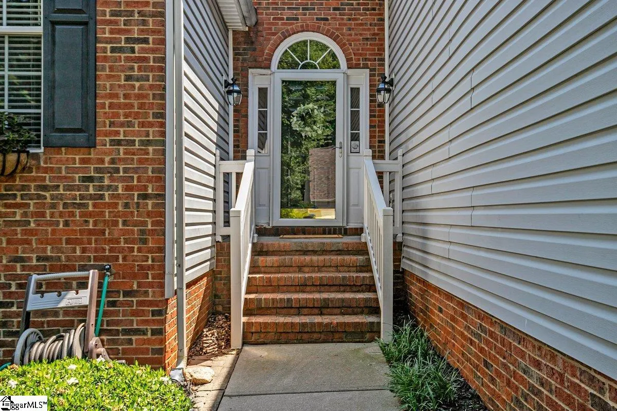 Property image 3 at 104 Stream Run Court, Greenville, SC 29617