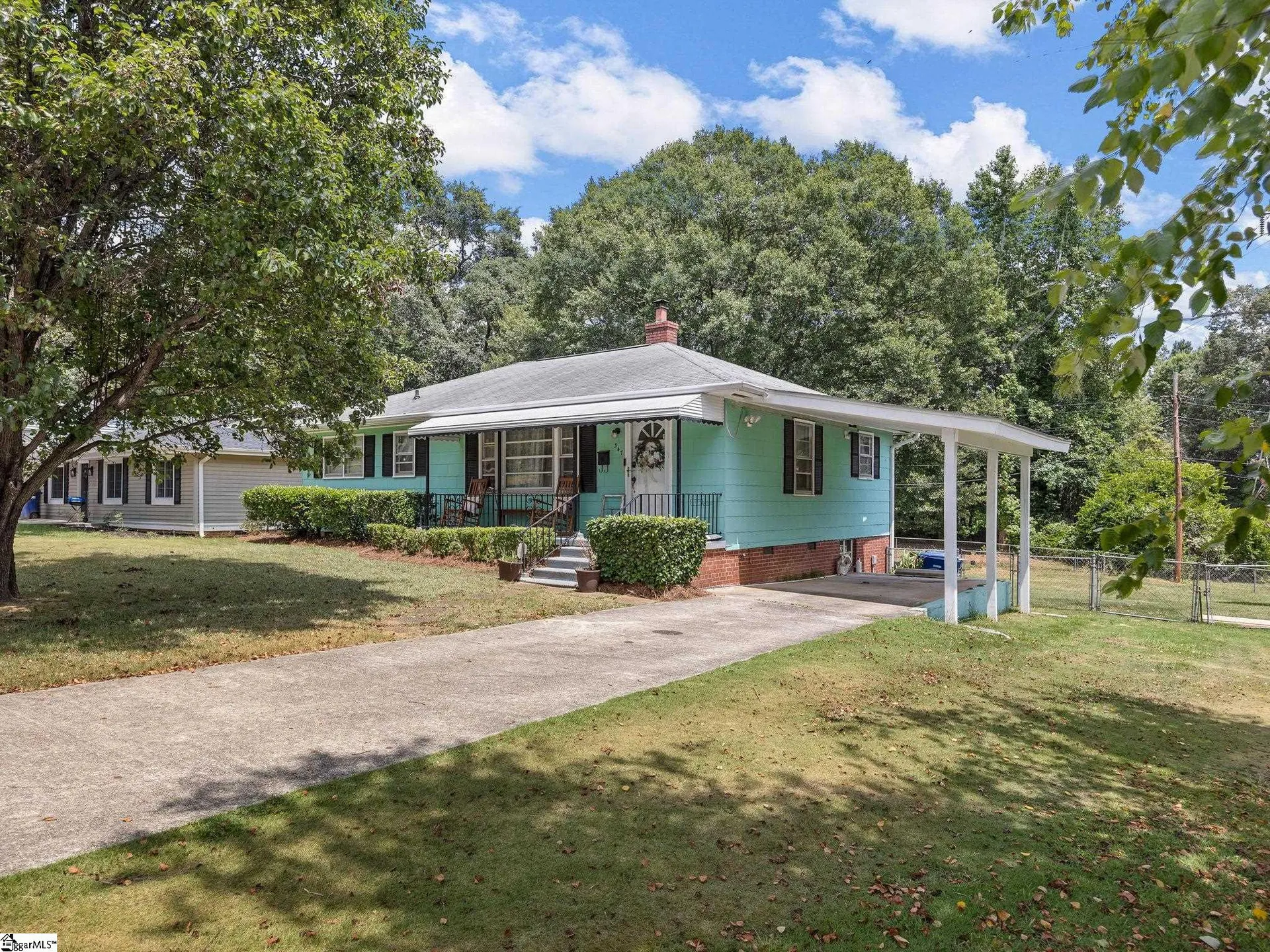 Property image 2 at 347 Crestview Drive, Spartanburg, SC 29306
