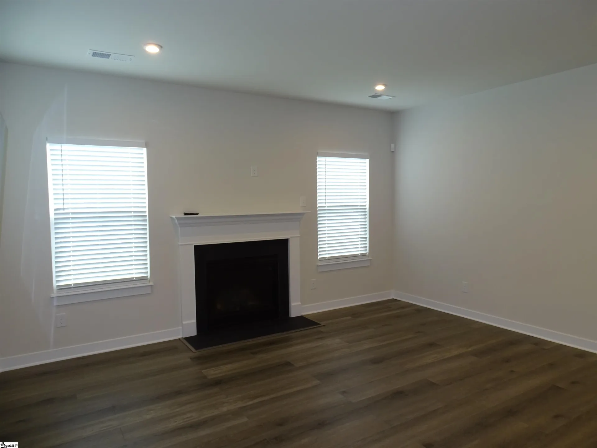 Property image 4 at 5 Comanche Trail, Greenville, SC 29607