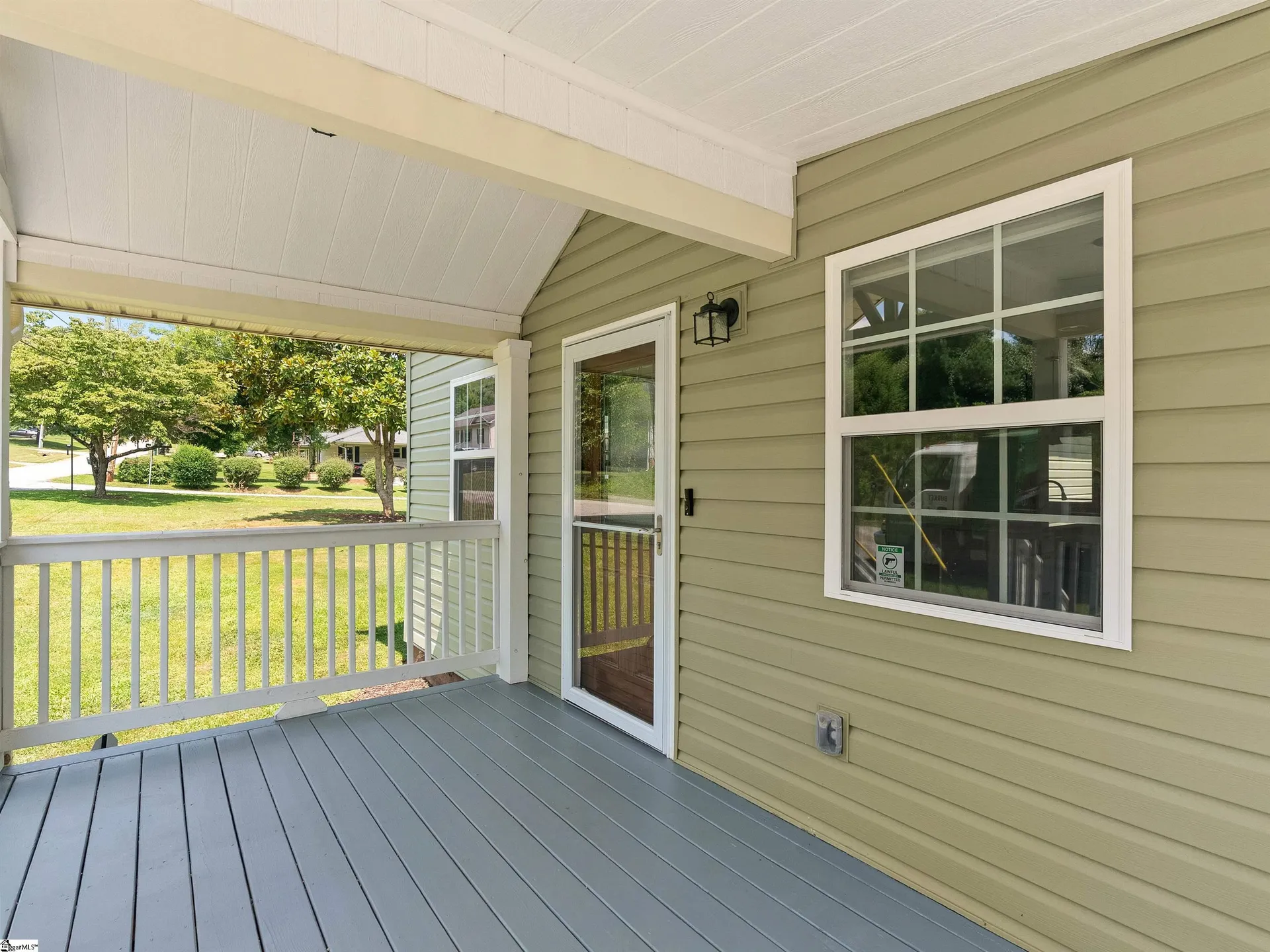 Property image 3 at 10 N Rockview Drive, Greenville, SC 29609