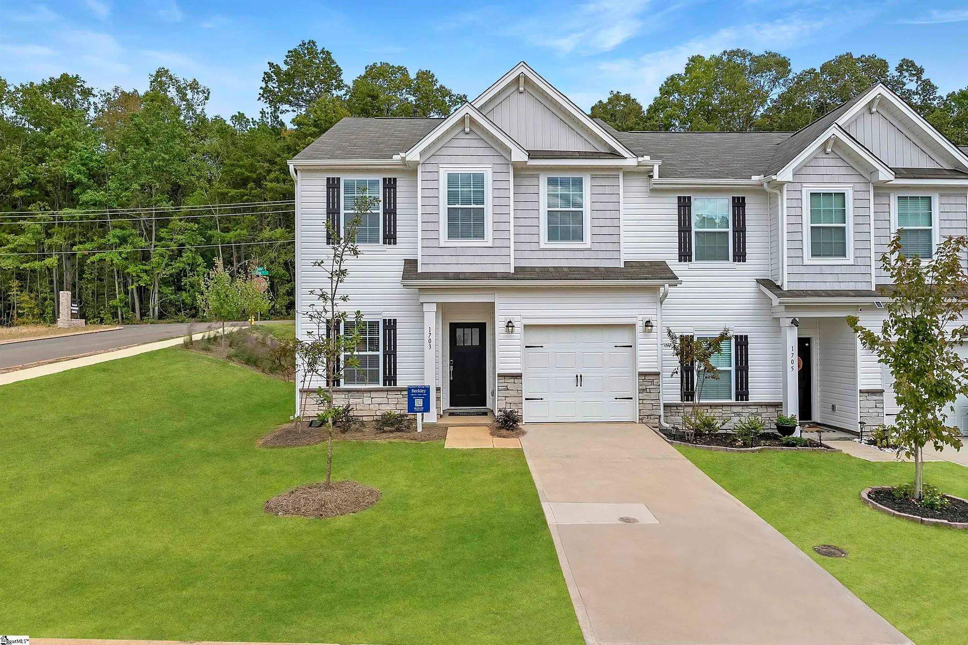 Woodmont Springs, Piedmont Community