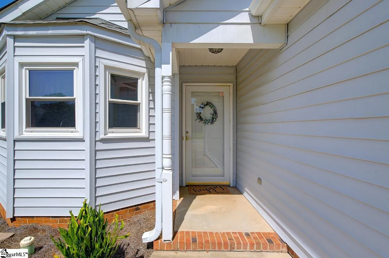 Property image 2 at 108 Baldwin Place, Easley, SC 29642