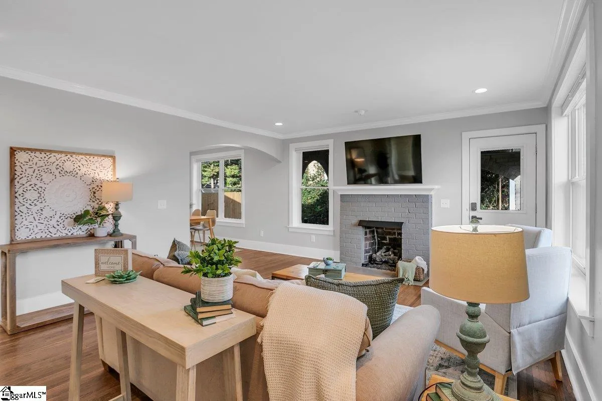Property image 3 at 714 Arlington Avenue, Greenville, SC 29601