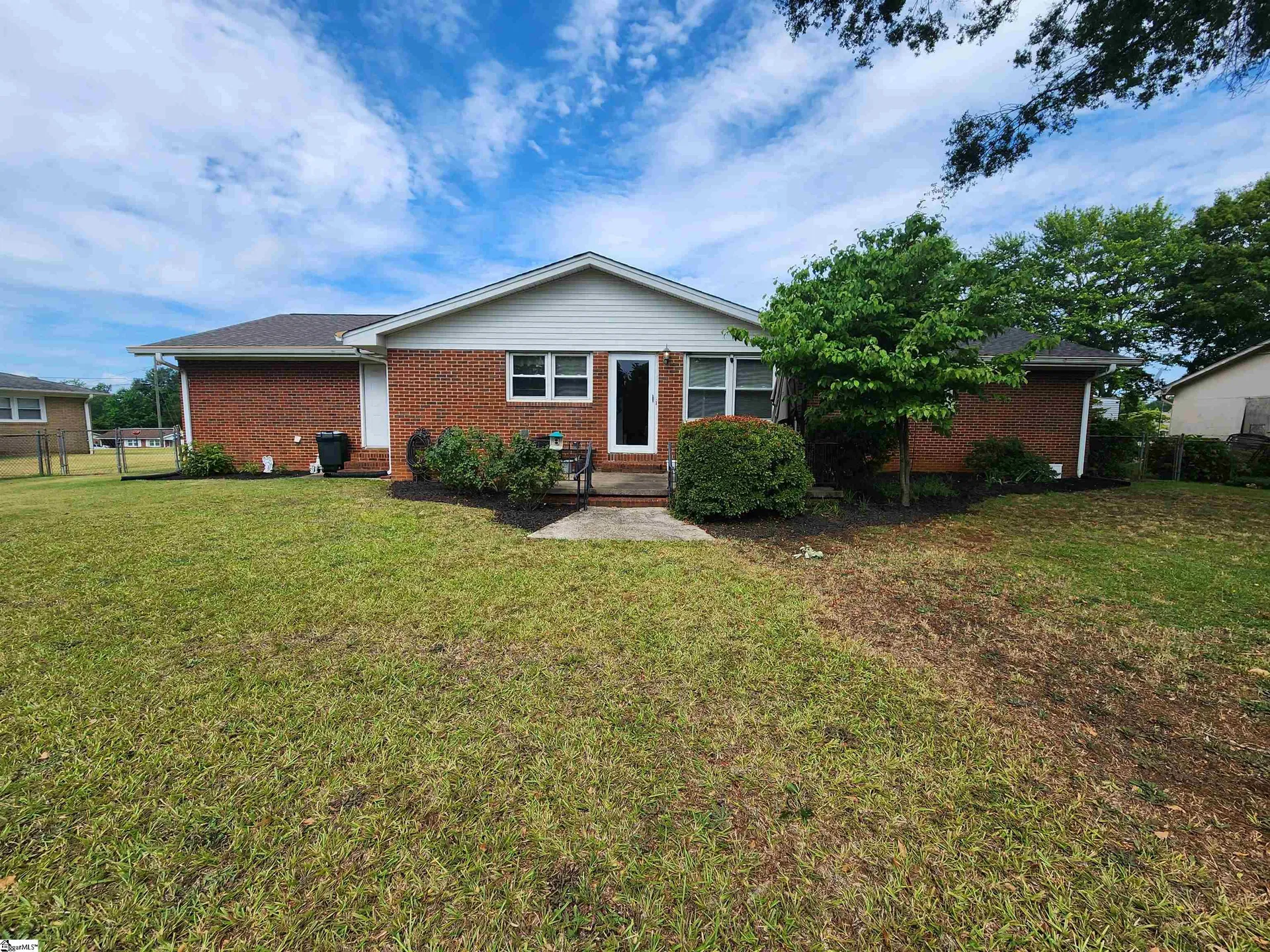 Property image 5 at 102 James Street, Easley, SC 29642
