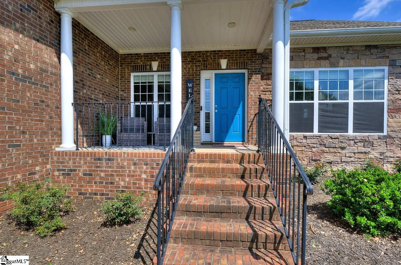 Property image 2 at 7 Dartford Court, Easley, SC 29642