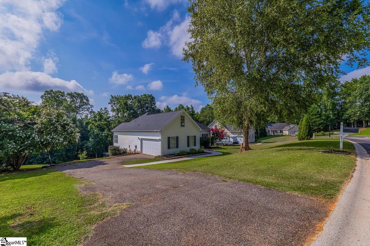Property image 4 at 715 S Alderwood Drive, Woodruff, SC 29388