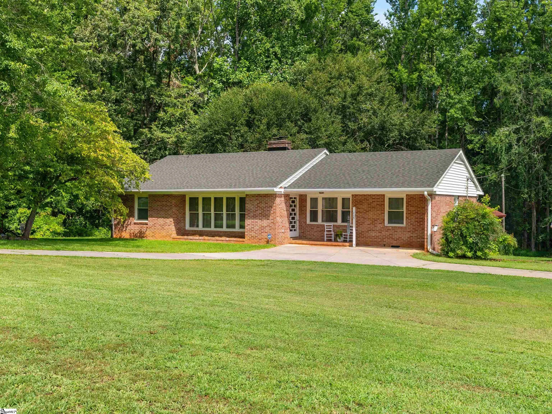 Property image 2 at 115 Kingston Drive, Laurens, SC 29360