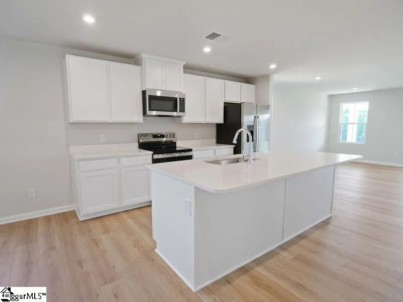Property image 2 at 5428 Marblewood Road, Spartanburg, SC 29306