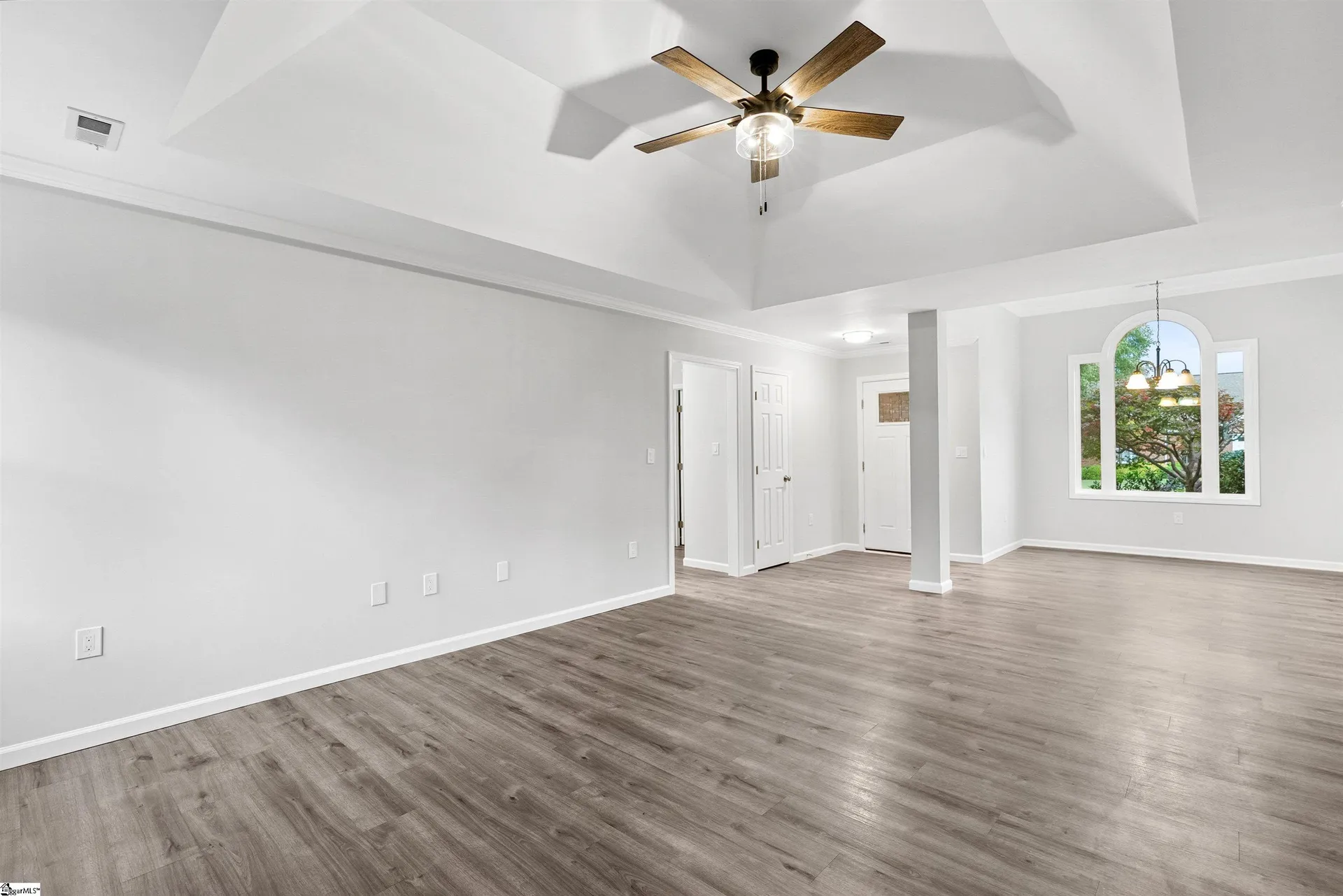 Property image 4 at 102 Hidden Ridge Drive, Spartanburg, SC 29301