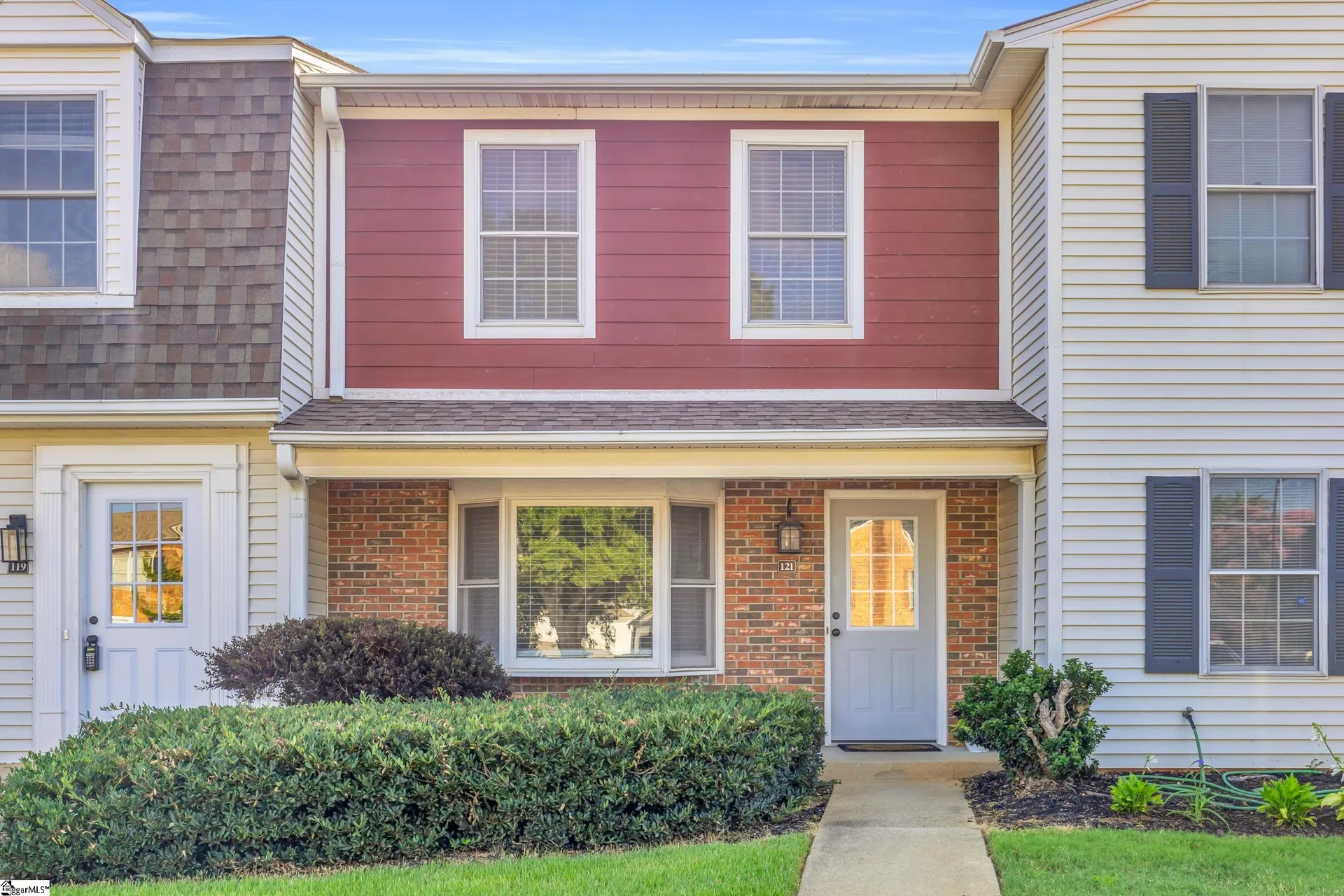 Jamestowne I, Taylors Community