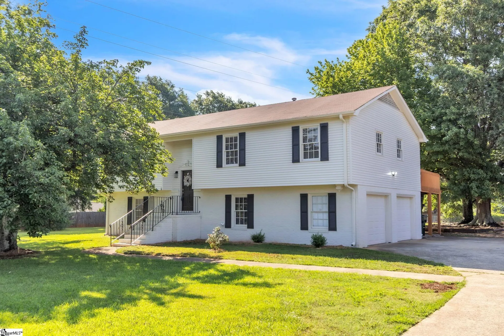 604 Hudson Road