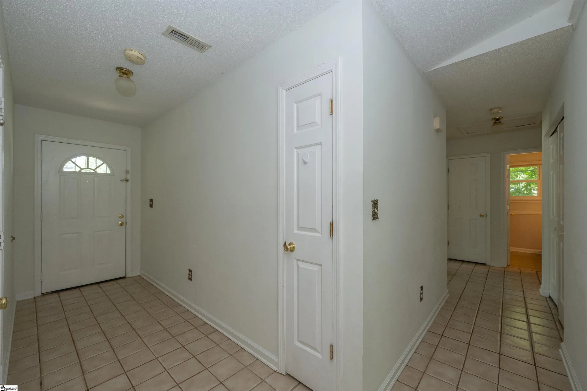 Property image 2 at 7 E Long Creek Court, Simpsonville, SC 29680