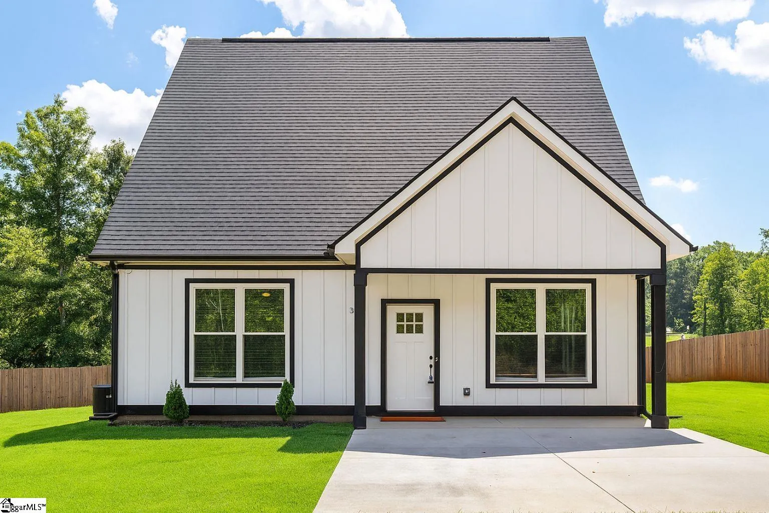 Englewood Estates, Greenville Community