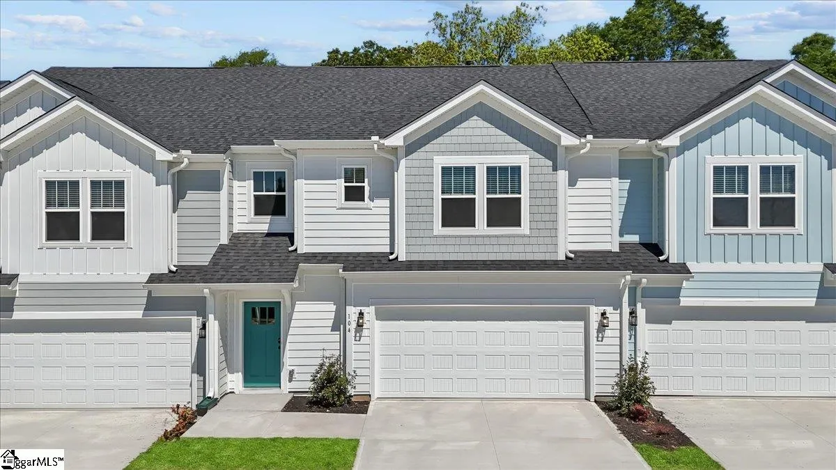 104 Village Creek Drive