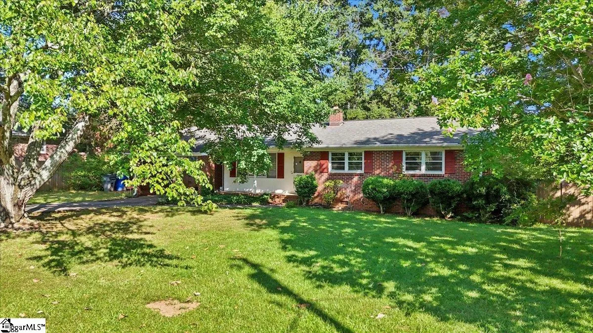 Property image 2 at 16 Wardview Avenue, Greenville, SC 29617